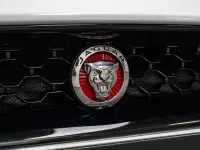 Usado Jaguar F-Type Supercharged 550 CV (404 kW) 2016 Blanco Coupe