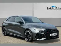Begagnad Audi RS3 Sport 400 HK (294 kW) 2023 Grå Sedan