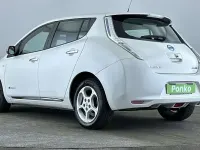 Used Nissan Leaf Acenta 80 kW (109 HP) 2017 White Hatchback