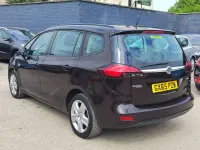 Używany Vauxhall Zafira 138 KM (101 kW) 2015 Brązowy Minivan