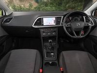 Used Seat Leon SE Dynamic 130 HP (95 kW) 2020 White Hatchback