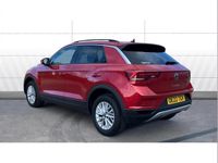 Used VW T-Roc Life 150 HP (110 kW) 2022 Red SUV