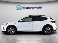 Begagnad Ford Focus Active 155 HK (114 kW) 2023 Vit Halvkombi