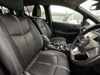 Used Nissan Leaf Tekna 110 kW (150 HP) 2022 Red Hatchback