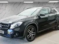Usado Mercedes GLA180 Urban 122 HP (89 kW) 2019 Preto SUV