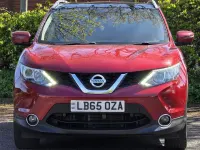 Usado Nissan Qashqai N-TEC 115 CV (84 kW) 2016 Rojo SUV
