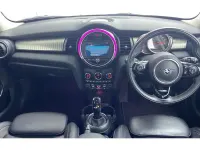 Używany Mini Cooper Exclusive 136 KM (100 kW) 2020 Szary Hatchback