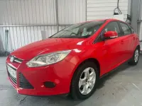 Used Ford Focus 105 HP (77 kW) 2014 Red Hatchback