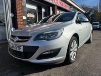 Second-hand Vauxhall Astra Design Edition 110 CP (80 kW) 2015 Argintiu Break