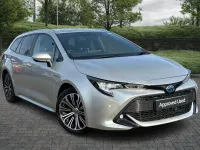 Used Toyota Corolla Design 122 HP (89 kW) 2020 Silver Estate