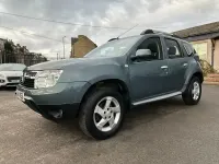 Usado Dacia Duster Lauréate 110 HP (80 kW) 2014 Cinzento SUV