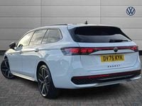Used VW Passat R-line 204 HP (150 kW) 2025 White Estate