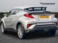 Używany Toyota C-HR 122 KM (89 kW) 2021 Srebrny SUV