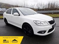Used Skoda Octavia vRS 200 HP (147 kW) 2012 White Hatchback