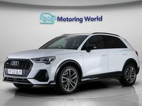 Begagnad Audi Q3 Black Edition 190 HK (139 kW) 2022 Vit SUV