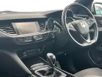 Used Vauxhall Insignia SRi 170 HP (125 kW) 2018 Silver Estate