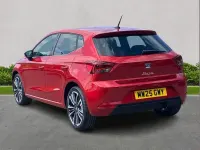 Usado Seat Ibiza XCELLENCE 114 CV (83 kW) 2025 Rojo Utilitario