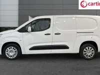 Used Vauxhall Combo Sportive 101 HP (74 kW) 2020 White MPV