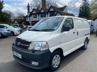 Used Toyota HiAce H1 95 HP (69 kW) 2008 White Van