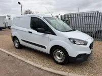 Usado Ford Transit 100 HP (73 kW) 2022 Branco Van