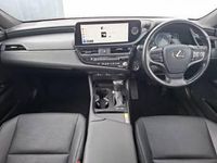 Used Lexus ES300H 218 HP (160 kW) 2022 Red Sedan