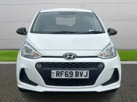 Used Hyundai i10 67 HP (49 kW) 2020 White Hatchback