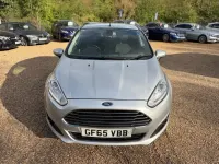 Używany Ford Fiesta Titanium 2015 Srebrny Hatchback
