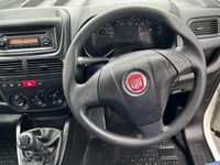 Używany Fiat Doblò 2017 Biały Minivan
