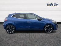 Nowe Renault Clio V Techno 90 KM (66 kW) 2025 Niebieski Hatchback