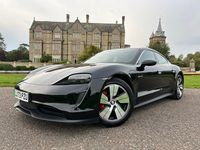 Begagnad Porsche Taycan Performance Package 11 kW (15 HK) 2023 Svart Sedan