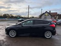Used Ford Focus Zetec 115 HP (84 kW) 2015 Black Hatchback