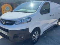 Used Vauxhall Vivaro 100 HP (73 kW) 2022 White MPV