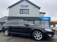 Second-hand Volvo V70 SE Lux 181 CP (133 kW) 2016 Negru Break