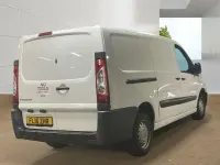 Used Peugeot Expert 128 HP (94 kW) 2016 White Van