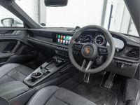 Begagnad Porsche 911 472 HK (347 kW) 2021 Silver Sportkupé