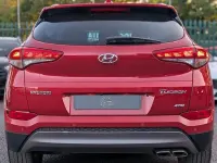 Used Hyundai Tucson Premium 185 HP (136 kW) 2015 Red SUV