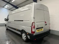 Used Renault Master Business 135 HP (99 kW) 2023 Grey MPV