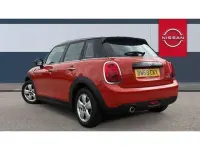 Used Mini Cooper Classic 136 HP (100 kW) 2018 Orange Hatchback