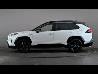 Used Toyota RAV4 218 HP (160 kW) 2020 White/black SUV