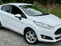Used Ford Fiesta Zetec 100 HP (73 kW) 2017 White Hatchback