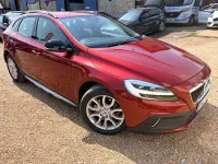 Used Volvo V40 Pro 2017 Red Hatchback