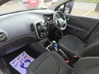 Używany Renault Captur Play 90 KM (66 kW) 2019 Szary SUV