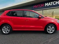 Begagnad VW Polo Match 2016 Röd Halvkombi