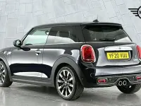 Usado Mini Cooper S Exclusive 189 HP (139 kW) 2020 Preto Citadino