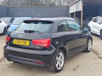 Używany Audi A1 Sport 123 KM (90 kW) 2018 Czarny Hatchback