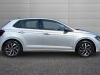 Used VW Polo Life 95 HP (69 kW) 2024 Silver Hatchback