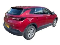 Used Vauxhall Grandland X S 130 HP (95 kW) 2019 Red SUV