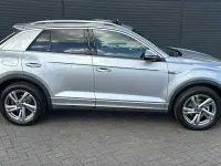 Usado VW T-Roc 150 HP (110 kW) 2025 SUV