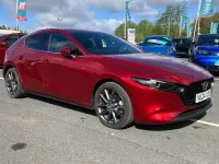 Usado Mazda 3 Takumi-Line 122 HP (89 kW) 2023 Vermelho Citadino