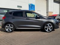Usado Ford Fiesta Active X 125 HP (91 kW) 2019 Cinzento Citadino